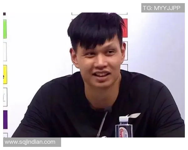 许钟豪的成长之路与奋斗历程探秘：从平凡到卓越的蜕变之旅